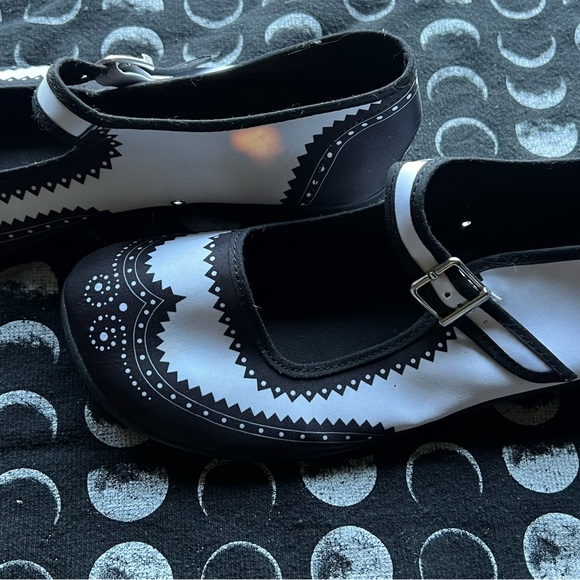Hot Chocolate Design Chocolaticas® Havana Women's Mary Jane Flat - Picture 3 of 16